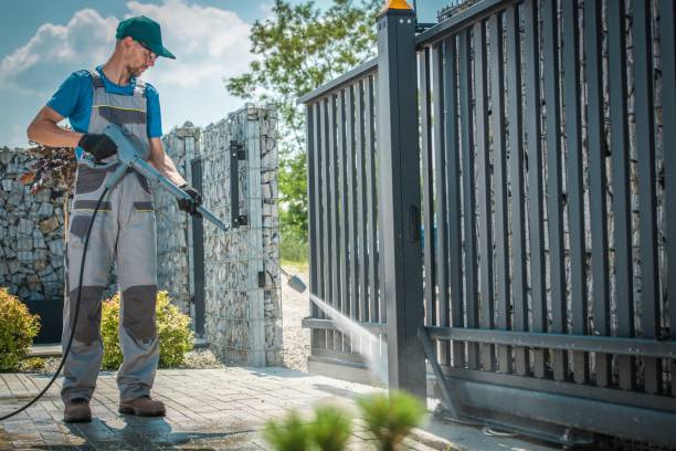 Best Fence Cleaning  in Eastmont, WA