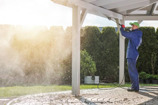 Best Parking Lot and Garage Cleaning  in Eastmont, WA